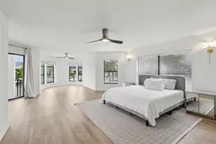 120 8th St E, Tierra Verde, FL 33715 - Photo 33