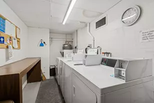 750 Burlington Ave N, Saint Petersburg, FL 33701 - Photo 31