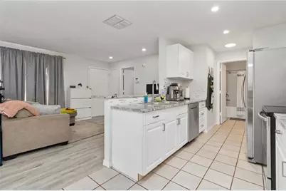 14101 Village View Drive, Tampa, FL 33624 - Photo 15