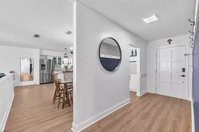 4706 Heath Avenue, Tampa, FL 33624 - Photo 3