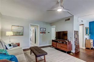 5080 Locust St NE, Saint Petersburg, FL 33703 - Photo 3