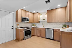 6261 20th St S, Saint Petersburg, FL 33712 - Photo 15