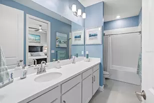 29477 Velletri Ln, Wesley Chapel, FL 33543 - Photo 23