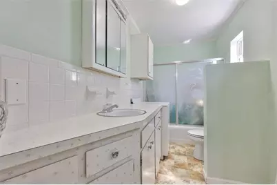 5105 Saint Charles Place, Tampa, FL 33610 - Photo 25