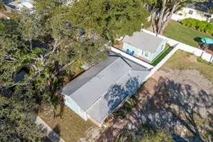 448 Locklie St, Dunedin, FL 34698 - Photo 1