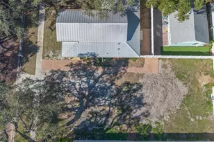 448 Locklie St, Dunedin, FL 34698 - Photo 3