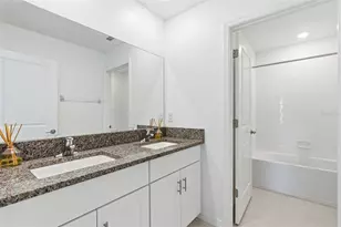 6451 Beverly Hls Dr, Zephyrhills, FL 33541 - Photo 31