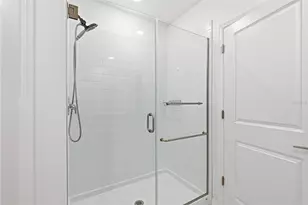 6451 Beverly Hls Dr, Zephyrhills, FL 33541 - Photo 23