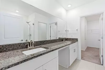 6451 Beverly Hills Drive, Zephyrhills, FL 33541 - Photo 21