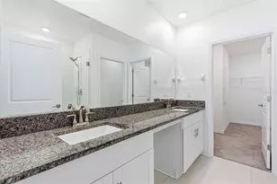 6451 Beverly Hls Dr, Zephyrhills, FL 33541 - Photo 21