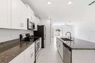 6451 Beverly Hls Dr, Zephyrhills, FL 33541 - Photo 11