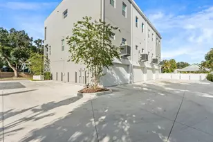 102 W Adalee, Tampa, FL 33603 - Photo 39