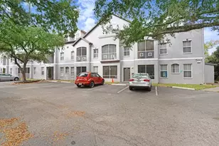 5031 Sunridge Palms Dr, Tampa, FL 33617 - Photo 3