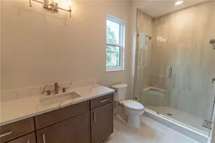4018 W Cleveland St, Tampa, FL 33611 - Photo 9