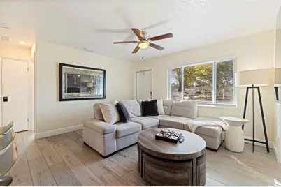 8011 26th Avenue N, Saint Petersburg, FL 33710 - Photo 5