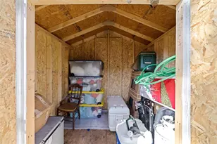 8011 26th Ave N, Saint Petersburg, FL 33710 - Photo 29