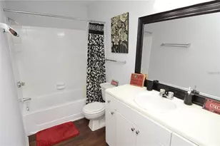 8718 Mallard Reserve Dr, Tampa, FL 33614 - Photo 21