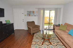 8718 Mallard Reserve Dr, Tampa, FL 33614 - Photo 15