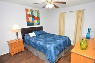 8718 Mallard Reserve Dr, Tampa, FL 33614 - Photo 33