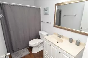 8718 Mallard Reserve Dr, Tampa, FL 33614 - Photo 39