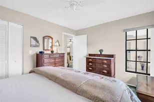 945 Rosewood Ln, Palm Harbor, FL 34684 - Photo 27