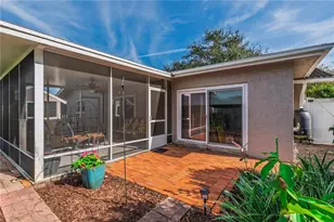 748 Helmsman St, Palm Harbor, FL 34685 - Photo 21