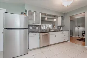 748 Helmsman St, Palm Harbor, FL 34685 - Photo 11