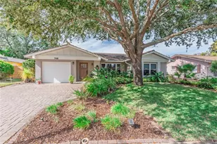 748 Helmsman St, Palm Harbor, FL 34685 - Photo 1