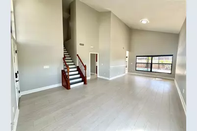 8758 Huntfield Street, Tampa, FL 33635 - Photo 3