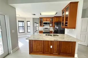 8758 Huntfield St, Tampa, FL 33635 - Photo 7