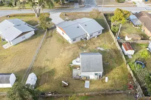 704 W Alamo Dr, Lakeland, FL 33813 - Photo 31