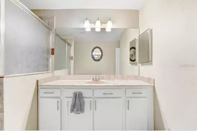 5032 Sunridge Palms Drive, Tampa, FL 33617 - Photo 17