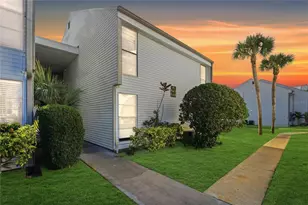 643 Haven Pl, Tarpon Springs, FL 34689 - Photo 1