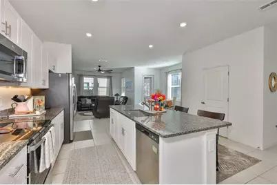 10824 Fanning Springs Court, Tampa, FL 33647 - Photo 5