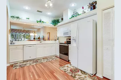 6315 Stone River Road, Bradenton, FL 34203 - Photo 11