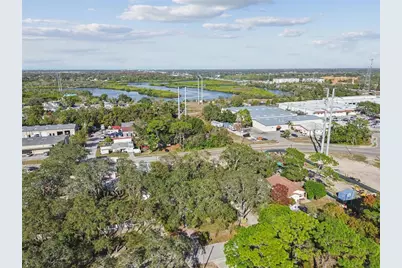 727 Locust Street, Tarpon Springs, FL 34689 - Photo 37