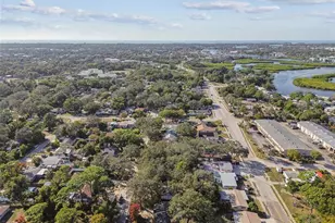 727 Locust St, Tarpon Springs, FL 34689 - Photo 39