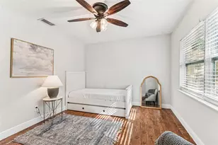 727 Locust St, Tarpon Springs, FL 34689 - Photo 17