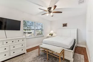 727 Locust St, Tarpon Springs, FL 34689 - Photo 21