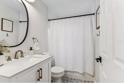 727 Locust Street, Tarpon Springs, FL 34689 - Photo 19