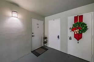 9 Forbes Pl, Dunedin, FL 34698 - Photo 3