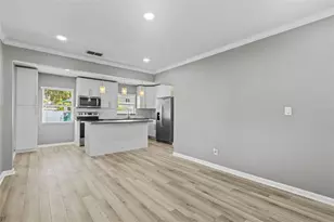 2302 S Thixton Ct, Tampa, FL 33629 - Photo 7