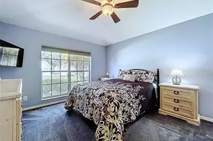 7517 Savannah Ln, Tampa, FL 33637 - Photo 37