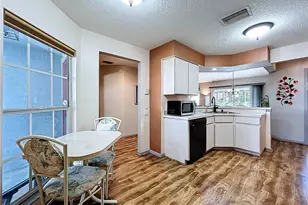 7517 Savannah Ln, Tampa, FL 33637 - Photo 25