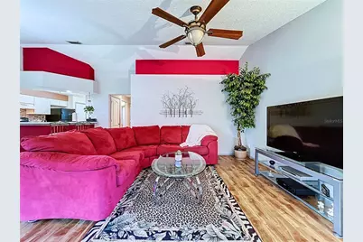 7517 Savannah Lane, Tampa, FL 33637 - Photo 9