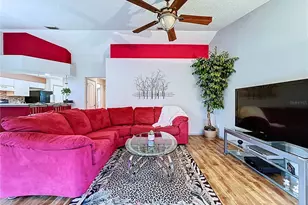 7517 Savannah Ln, Tampa, FL 33637 - Photo 9