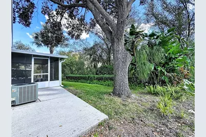 7517 Savannah Lane, Tampa, FL 33637 - Photo 19