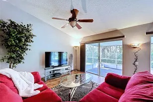 7517 Savannah Ln, Tampa, FL 33637 - Photo 7