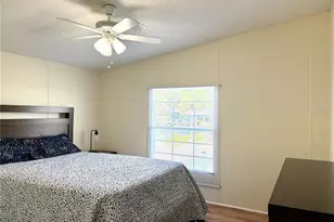 224 S Port Royal Ln, Apollo Beach, FL 33572 - Photo 17