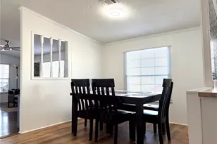 224 S Port Royal Ln, Apollo Beach, FL 33572 - Photo 5